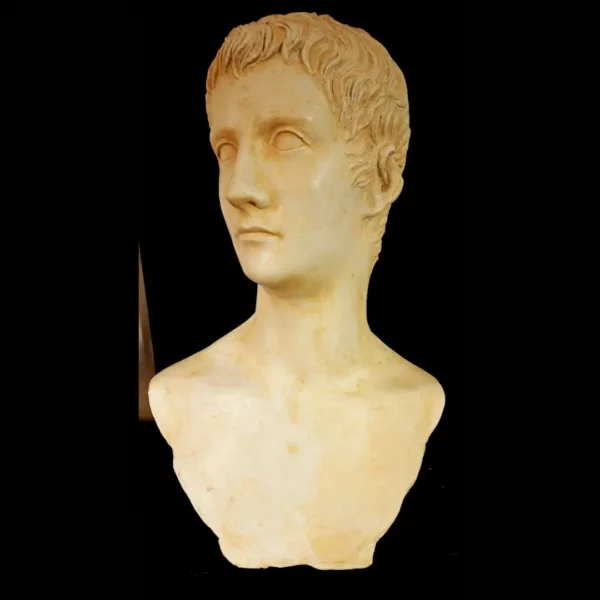 BUSTO CALIGULA PAULO CAVERA vista frontal 2